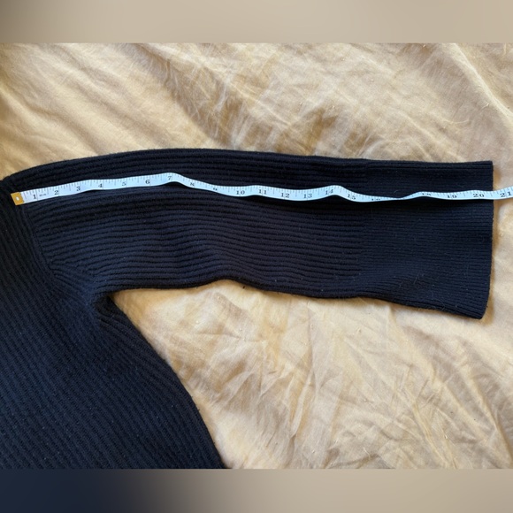 J. Crew Ribbed Cashmere Cropped Sweater (Size Small) - Picture 6 of 7